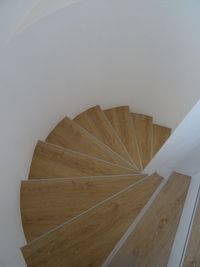 Treppe mit Vinyl belegt